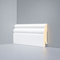 Плинтус напольный Deartio U 105-80 белый