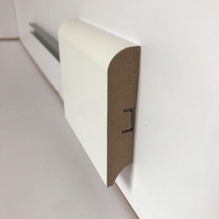 Плинтус МДФ Grisard M глубокий глянец черный (120x16x2400мм) Плинтус МДФ Grisard M глубокий глянец черный (120x16x2400мм)