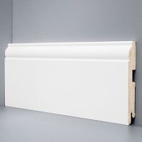 Плинтус напольный Deartio U 104-120 белый