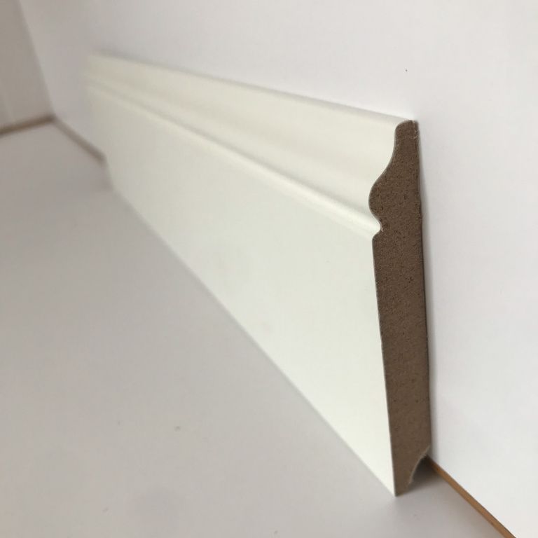 Плинтус МДФ Grisard Slim R глубокий глянец черный (80x10x2150мм) Плинтус МДФ Grisard Slim R глубокий глянец черный (80x10x2150мм)