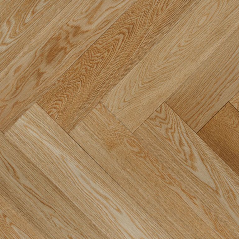 Паркетная доска Amber Wood Amber Wood Венгреская елочка Дуб Селект Лак 127 мм