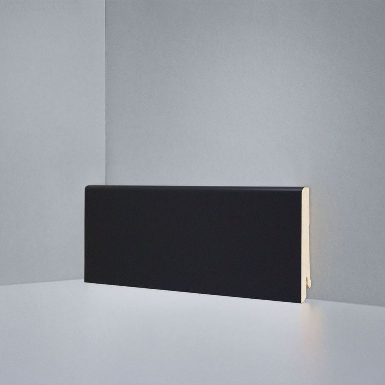 Плинтус напольный Deartio U 101-80 черный