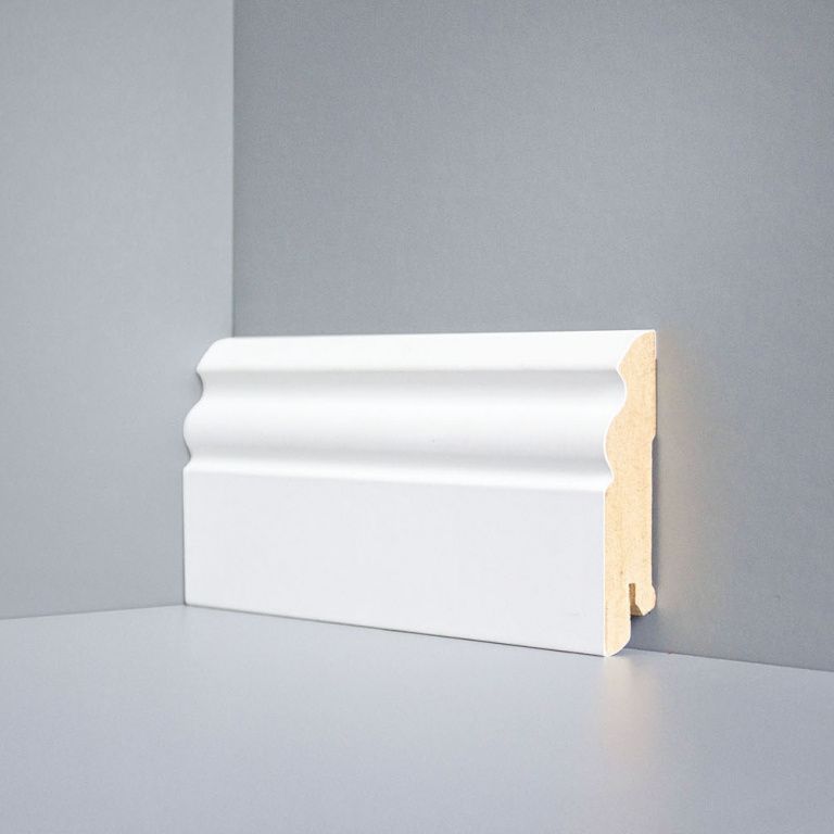 Плинтус напольный Deartio U 105-80 белый