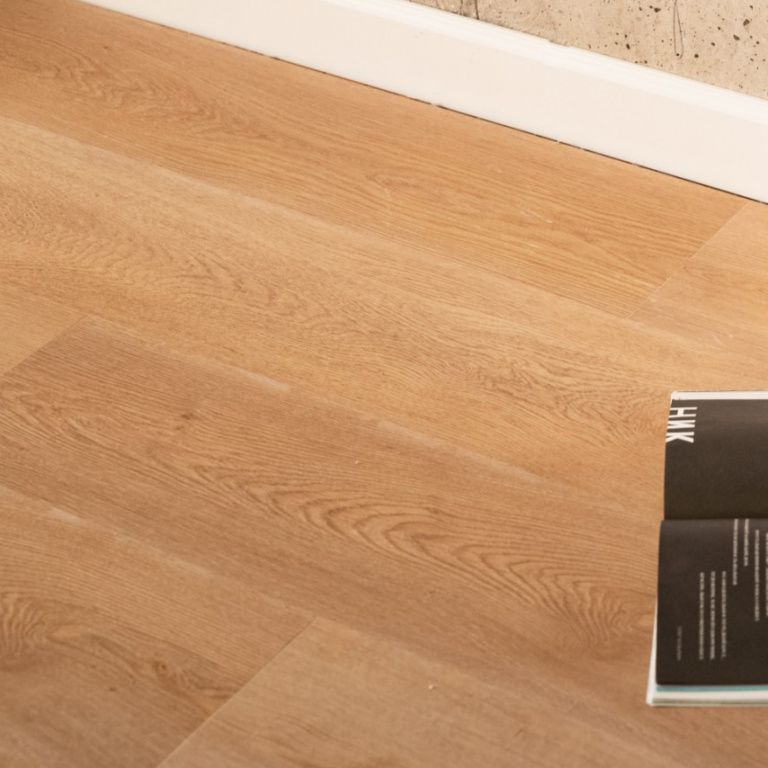 SPC ламинат Vinilpol Click 6 мм Дуб Верона 7898-EIR