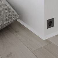 Микро плинтус Лайн L-образный Белый С-05.25.4