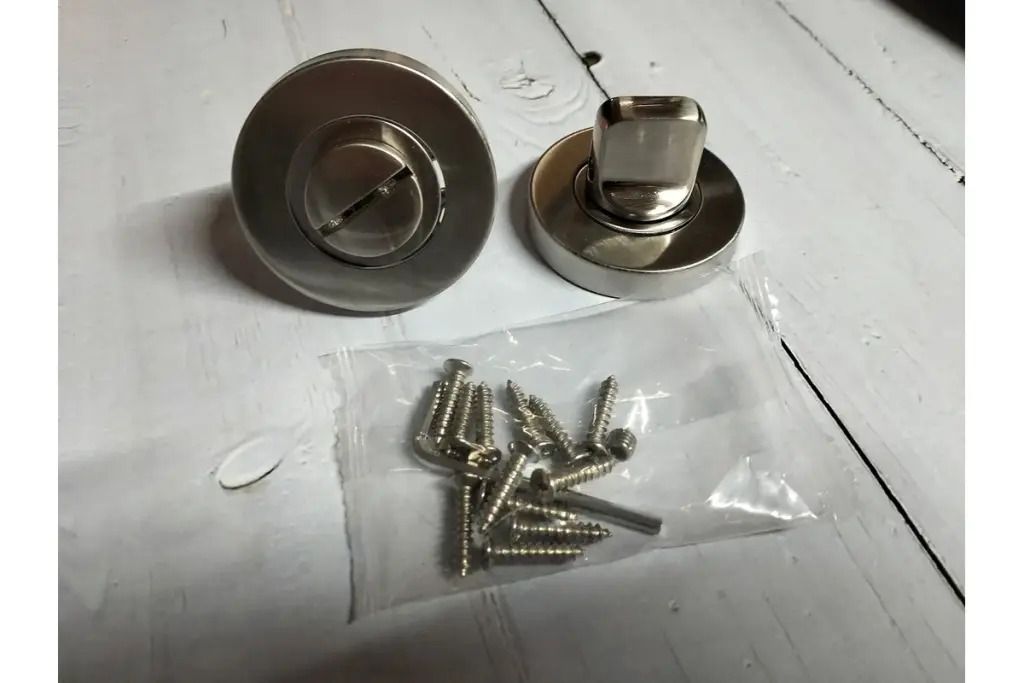 Сантехническая завёртка Rucetti AH-WC-R54 SNS -IND