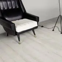 Ламинат Kaindl Natural Touch 8мм Стандарт Дуб Дилайт К4419RI