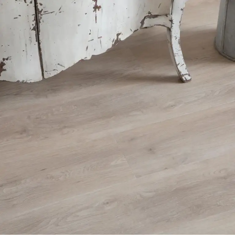 Кварцвиниловая плитка Vinilpol Glue 2,5 мм Дуб Мира 8844-EIR Кварцвиниловая плитка Vinilpol Glue 2,5 мм Дуб Мира 8844-EIR