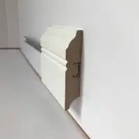 Плинтус МДФ Grisard H белый (100x16x2400мм)