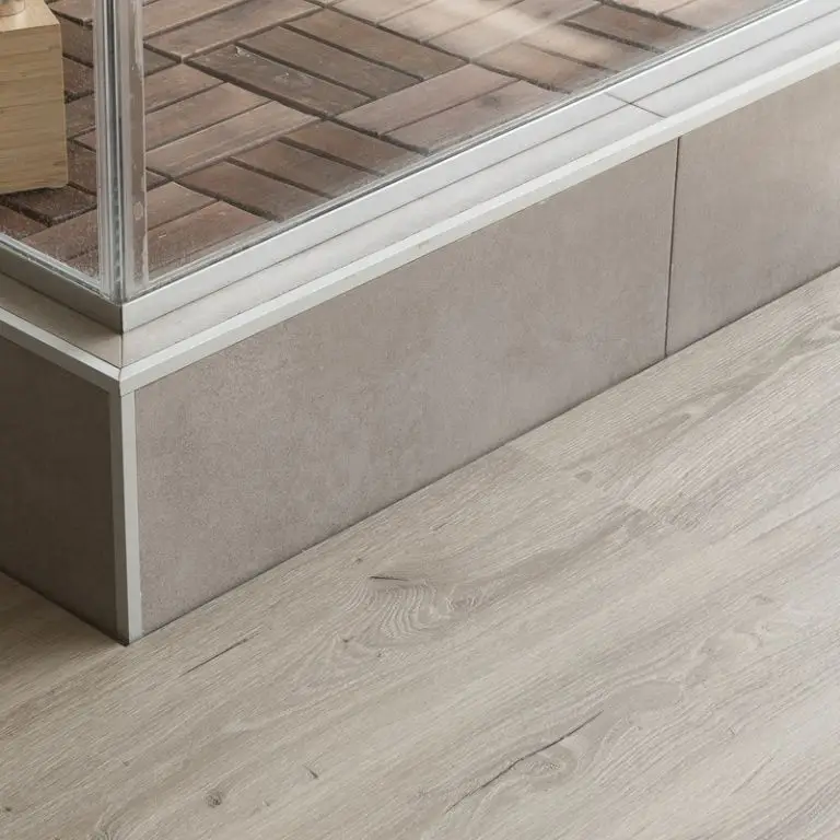 Кварцвиниловая плитка Vinilam Vinilam Clcik 3,7 мм Дуб Темплин (Rich) 6543 3,7 мм Кварцвиниловая плитка Vinilam Vinilam Clcik 3,7 мм Дуб Темплин (Rich) 6543 3,7 мм