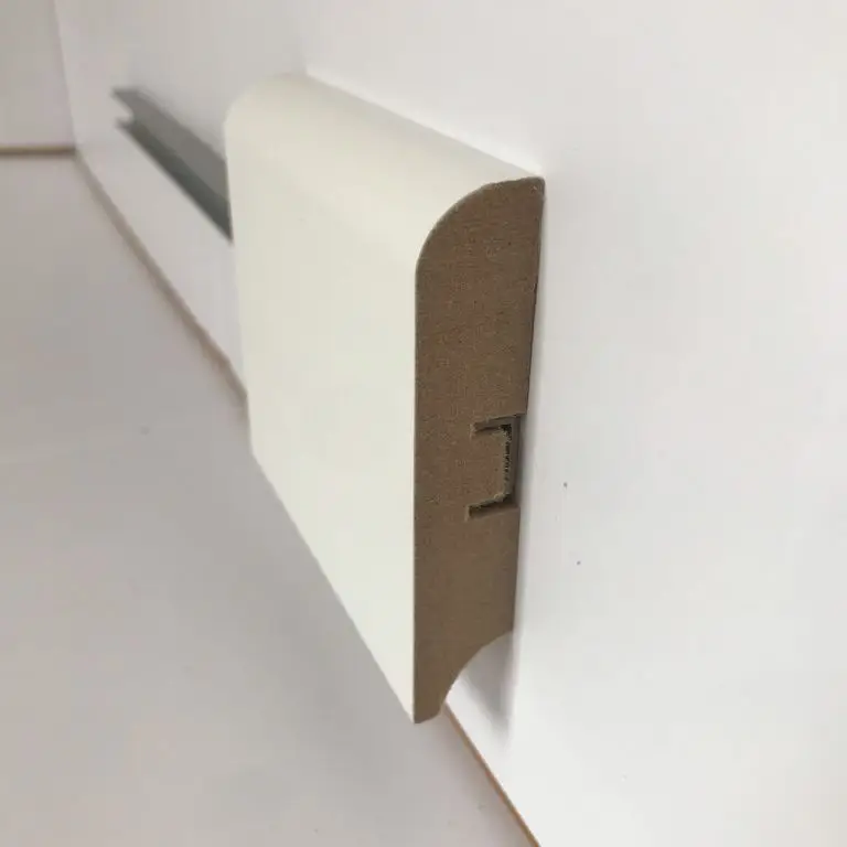 Плинтус МДФ Grisard M глубокий глянец белый (110x16x2400мм)